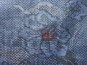 アンティーク　枝花模様織出し本場泥大島紬着物（5マルキ）